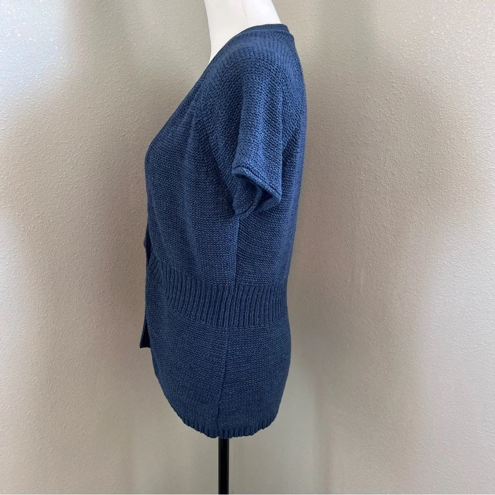 August Silk Petite Blue Short Sleeve Knit Cardigan Sweater Size SP - Picture 4 of 7